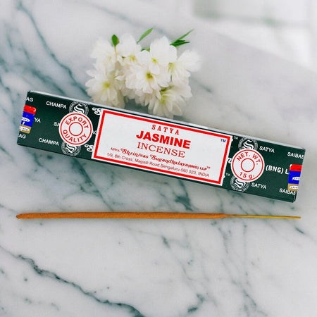 Confezione da 15 grammi di Incenso Naturale in Stick Satya profumazione Gelsomino