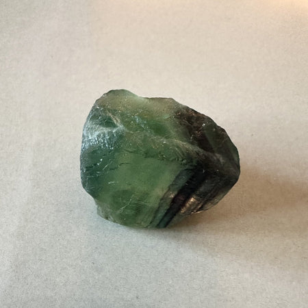 cristallo fluorite grezza di qualità extra con sfumature verdi viola e blu uniche