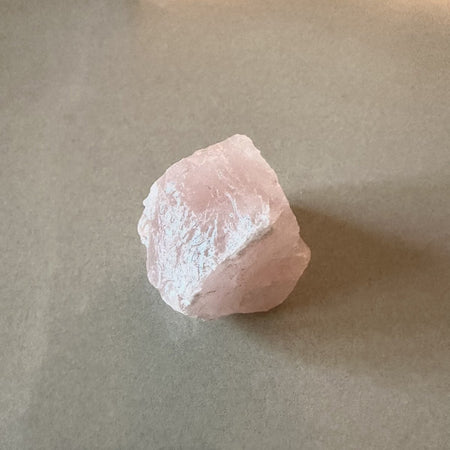 quarzo rosa grezzo naturale pietra dell’amore per guarigione emotiva