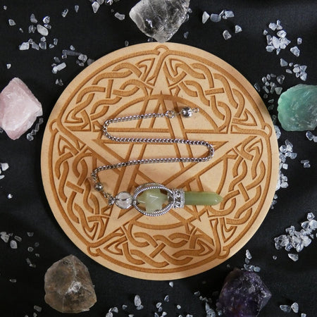 Pendolo energetico con Merkaba e avventurina, amplifica intuizione e serenità interiore.