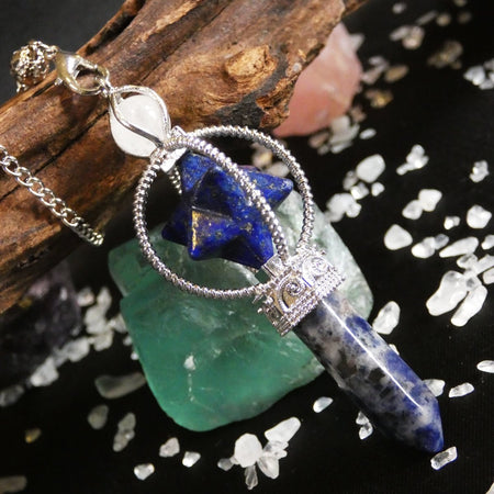 Pendolo Merkaba lapislazzuli con quarzo, ideale per divinazione e connessione spirituale.