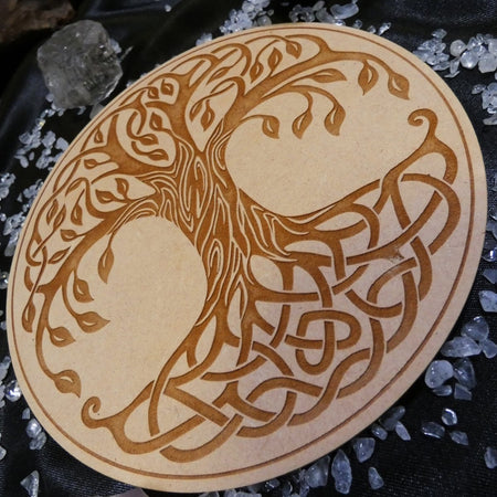 placca in legno dell'Albero della Vita, un regalo simbolico per chi cerca benessere spirituale, serenità e centratura.