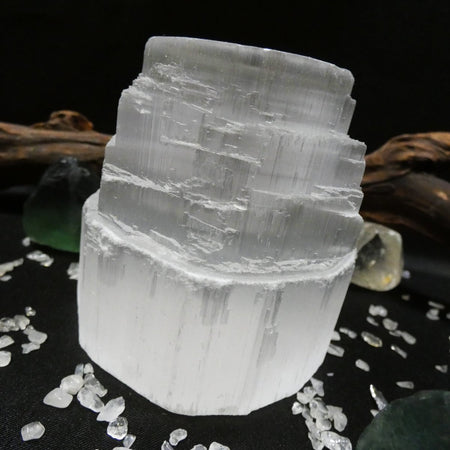 portacandela in cristallo di selenite bianca lucente decorativa