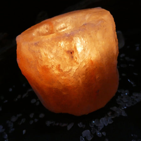 portacandela artigianale in sale rosa dell’Himalaya come regalo naturale