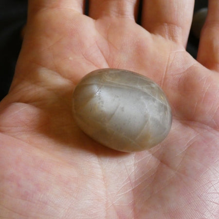 pietra di luna bianca burattata 3-4 cm per cristalloterapia