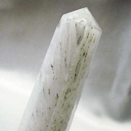 cristallo bianco di scolecite lucidato di alta qualità