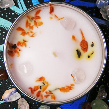 candela rilassante con cristallo di quarzo ialino e aroma di gelsomino