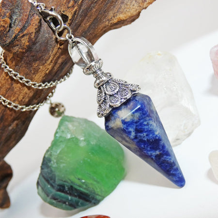 Pendolo divinatorio in sodalite blu naturale con catena in metallo