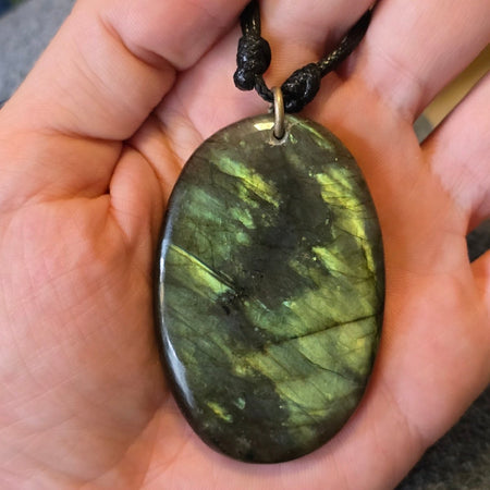 Collana con Ciondolo in Labradorite Qualità Extra (Pezzo Unico - n.106)