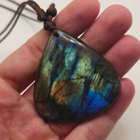 Collana con Ciondolo in Labradorite Qualità Extra (Pezzo Unico - n.101)