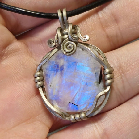 Collana con Ciondolo in Labradorite Bianca Qualità Extra