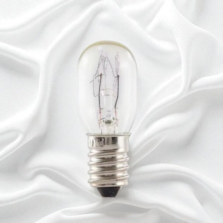 Lampadina 15W E14 ideale per lampade a sale e selenite, crea un’atmosfera accogliente.